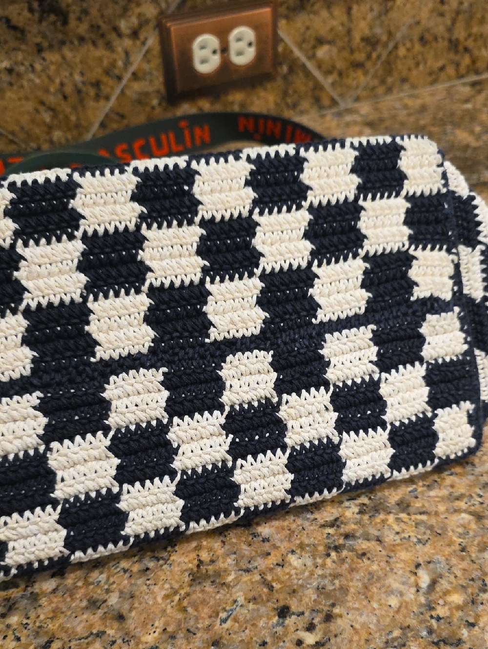 Clare V Summer Simple Tote - Picture 8 of 16